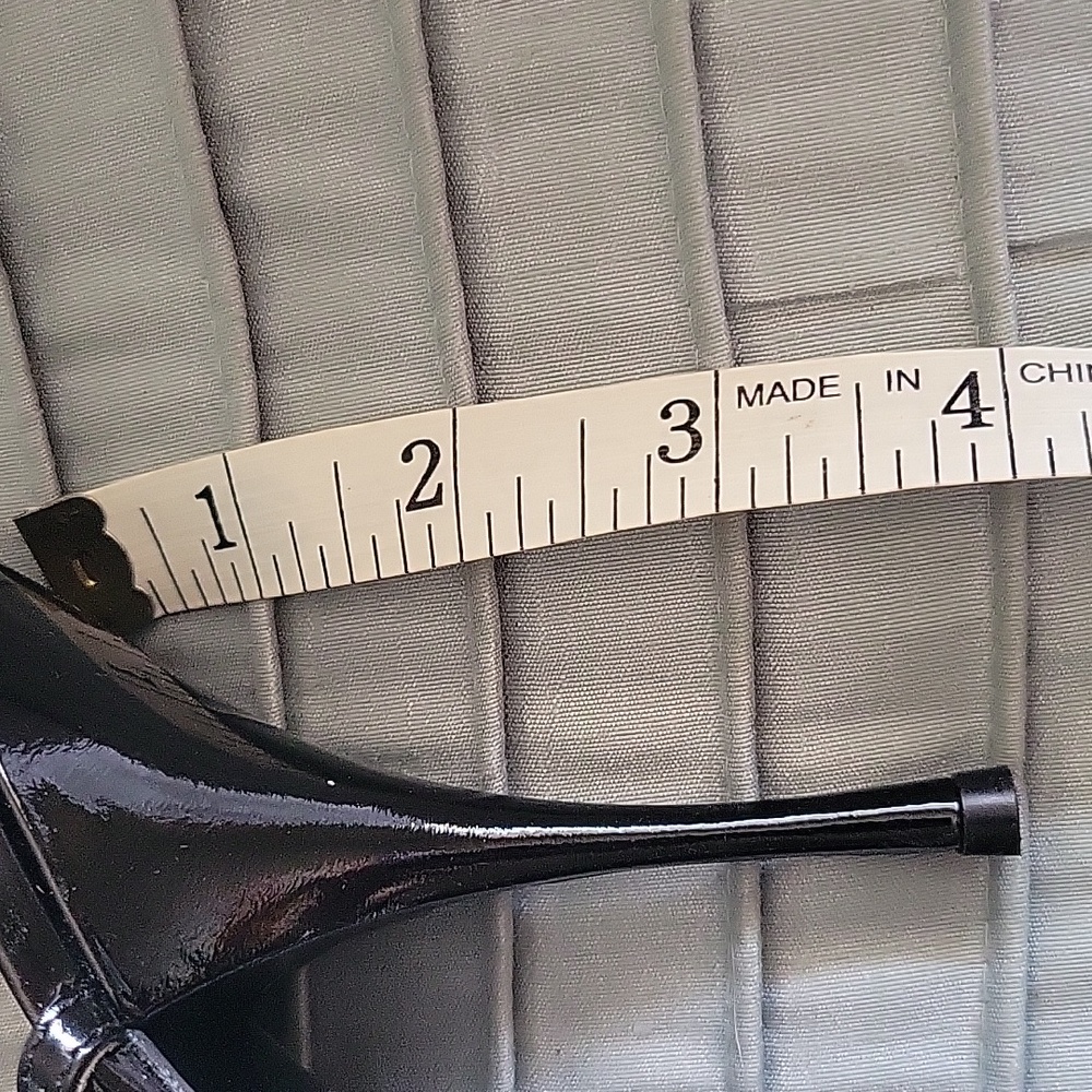 NEW Casadei Black & Cream Spectator Style - Picture 4 of 8